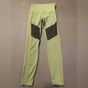 The Barre Code 7/8 Leggings High Panel Mesh‎ Army Green Large Size Small